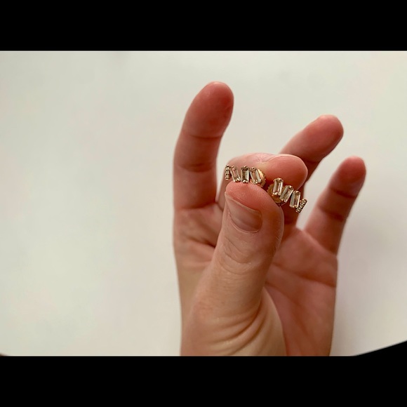 Suzanne Kalan pink sapphire, diamond, and rose gold stud earrings - Picture 2 of 3